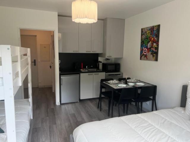 Studio Disney Apartamento Esbly Exterior foto